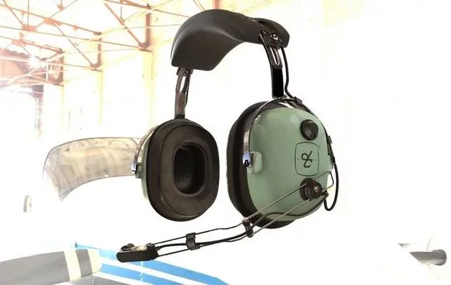 David Clark H10-36 Pilots headset Low-poly (PBR)