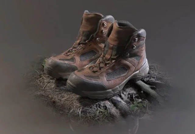 Hiking Boots Low-poly (PBR)