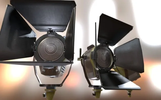 600 Watt Frensel Movie Film Light B (PBR)